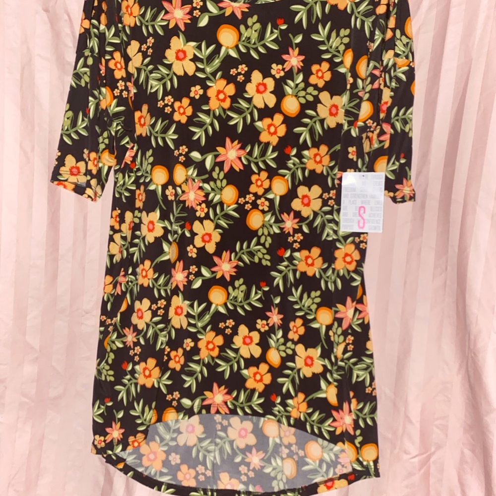 LulaRoe top